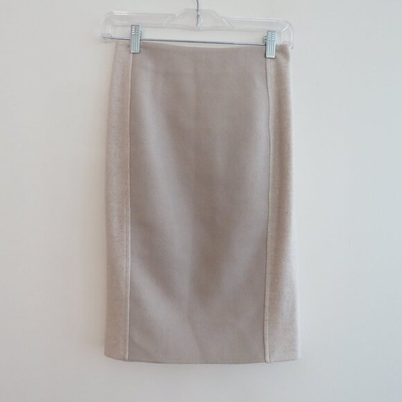 MAXMARA Cream Ecru Bone 100% Wool Two Tone Classic Pencil Skirt Sz EU 36 / US 4 - Picture 2 of 15